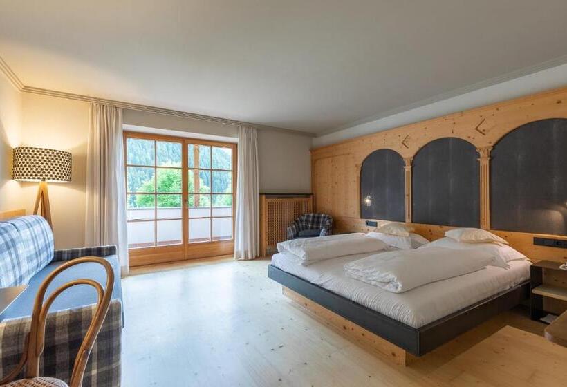 Полулюкс, Romantik Hotel Post