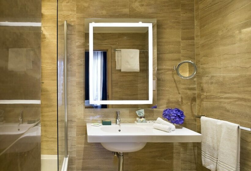 سوییت جونیور, Starhotels Terminus