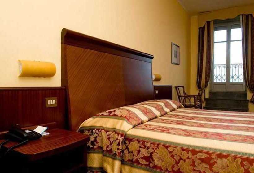 Номер Стандарт, Europalace