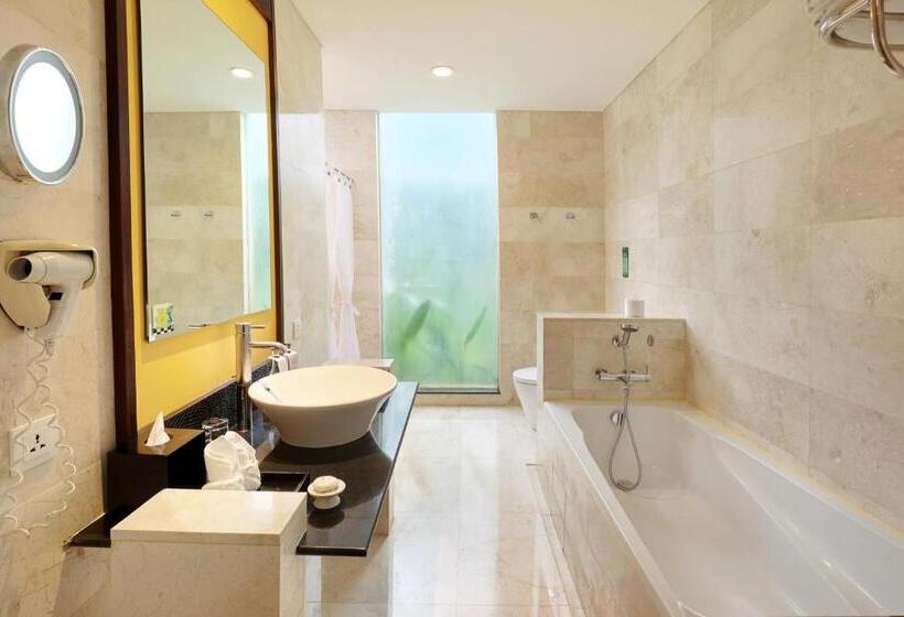 Бунгало Deluxe, Legian Beach