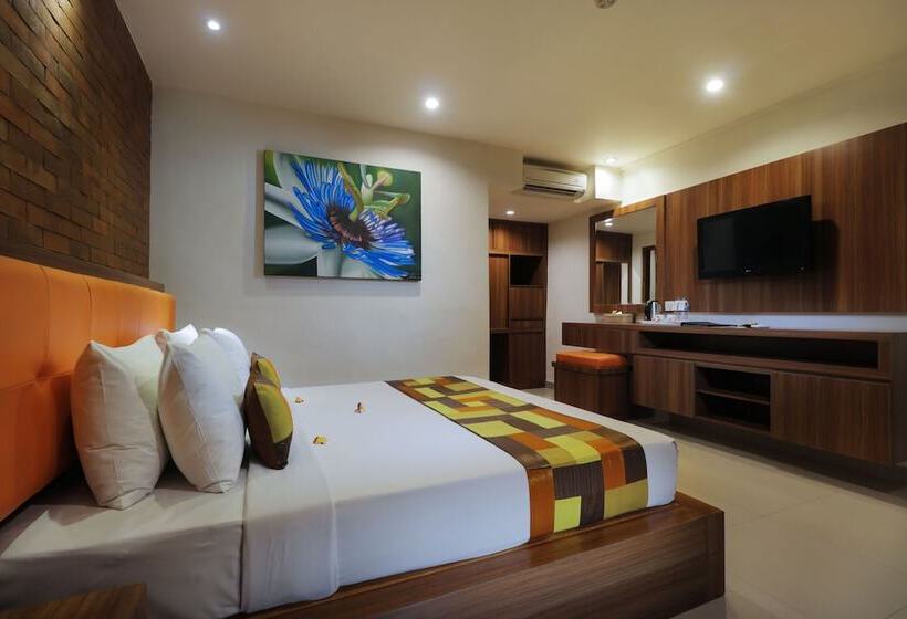 Номер Superior Вид на Бассейн, Wina Holiday Villa Kuta Bali