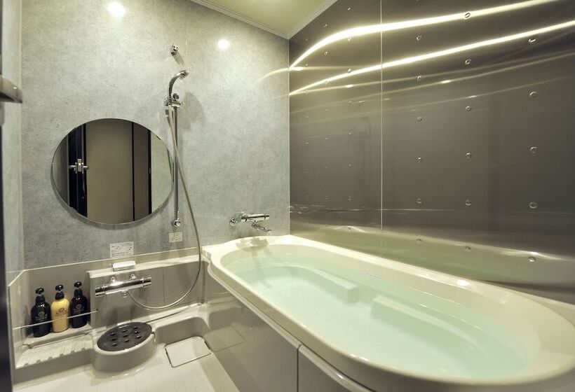 Quarto Superior, Cross Hotel Osaka