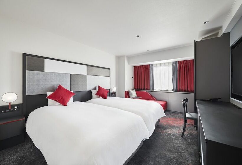 Quarto Estandar, Cross Hotel Osaka