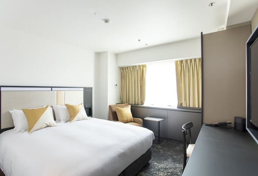 Quarto Estandar, Cross Hotel Osaka