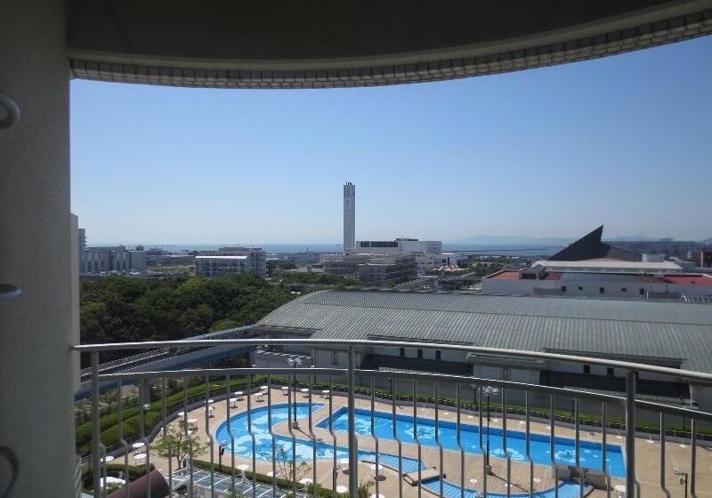 디럭스 4인 룸, Kobe Portopia