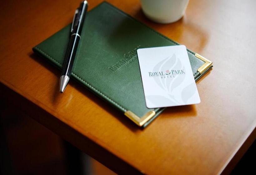 Номер Deluxe, Royal Park