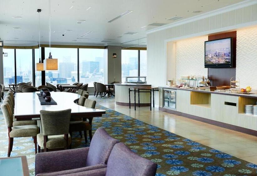 Executive Suite, Royal Park