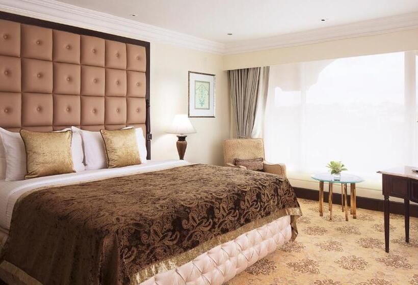 带大床的复式套间, Taj Krishna