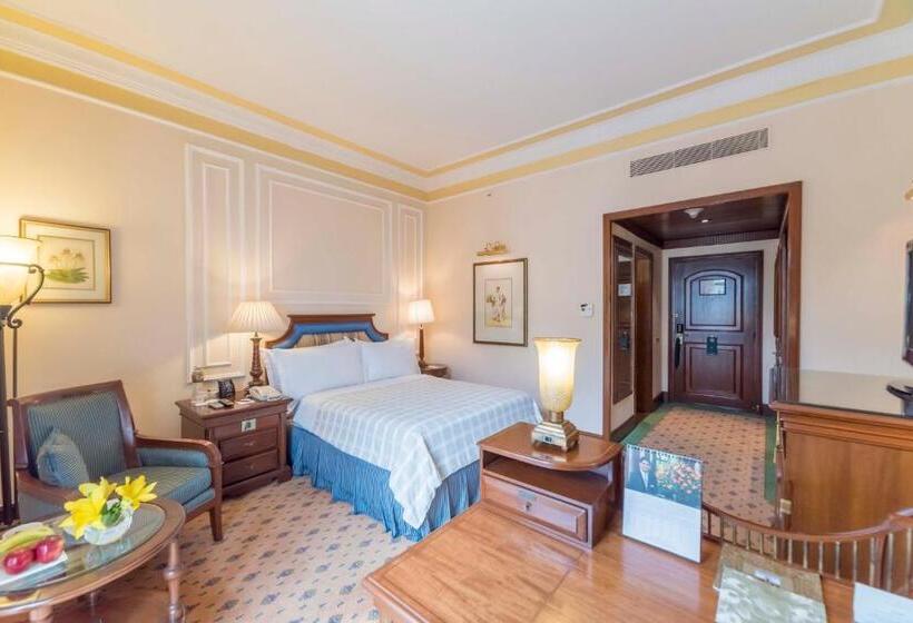 バルコニー付プレミアムルーム, The Oberoi Grand Kolkata