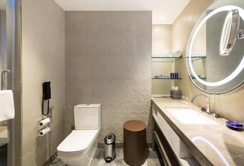 Quarto Deluxe, Vivanta Bengaluru Residency Road