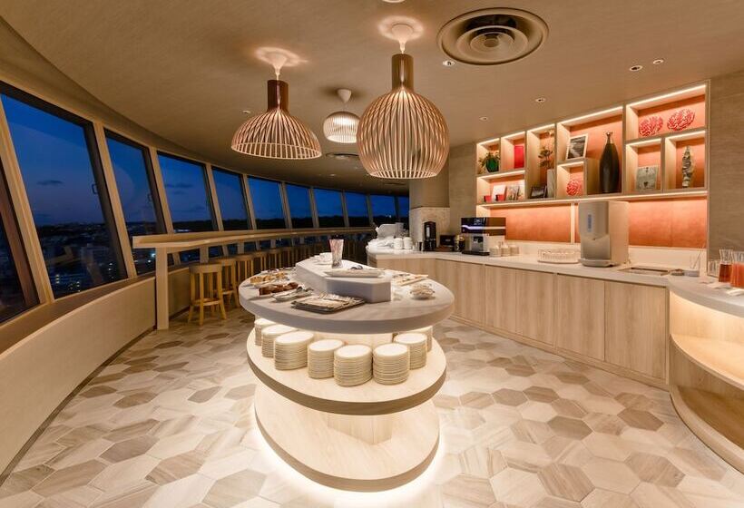 اتاق لوکس, Novotel Okinawa Naha