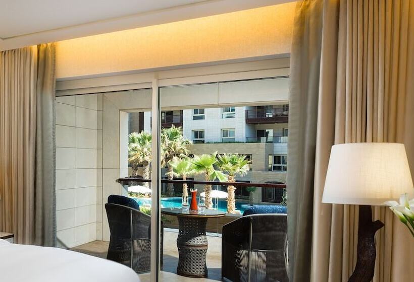 سوییت دوبلکس, Kempinski Summerland Hotel & Resort Beirut