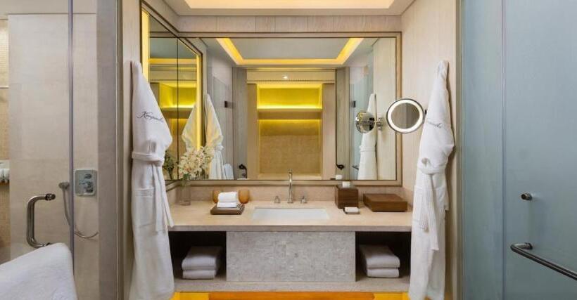 اتاق لوکس با وان آب گرم, Kempinski Summerland Hotel & Resort Beirut