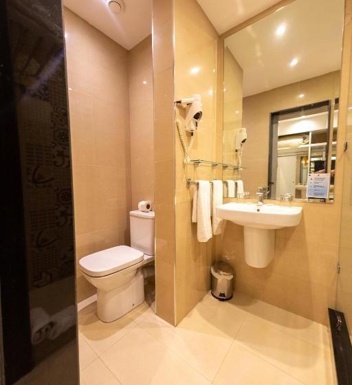 اتاق استاندارد با چشم‌انداز استخر, Rose Aqua Park
