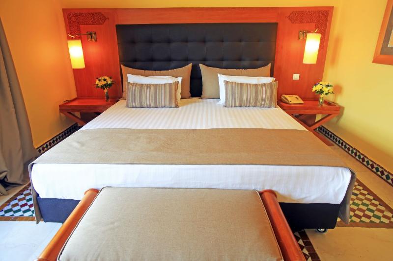 اتاق استاندارد سه نفره, Rose Aqua Park