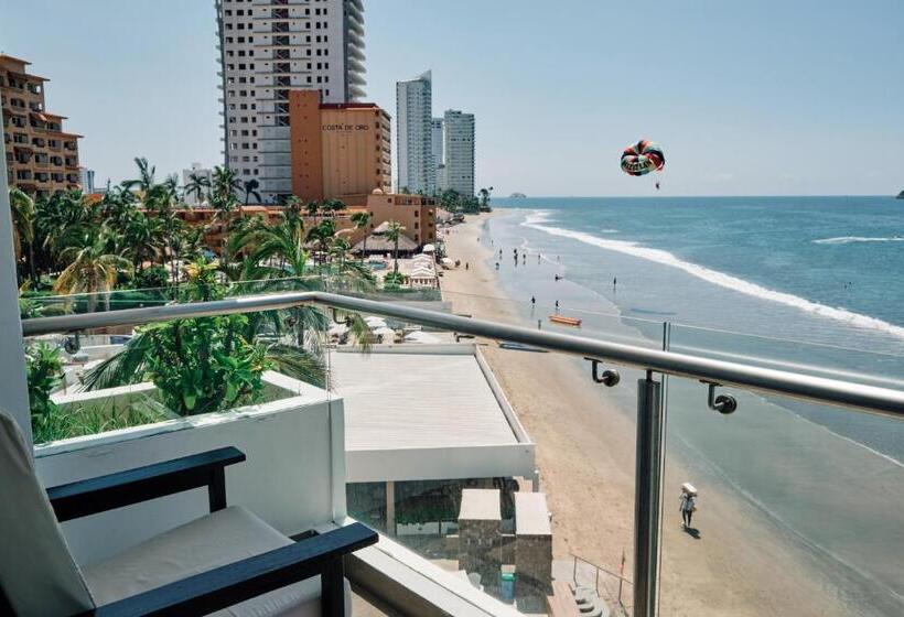 オーシャンビューデラックススイート, The Inn At Mazatlan