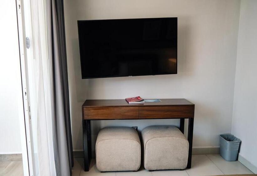 デラックスルーム, The Inn At Mazatlan