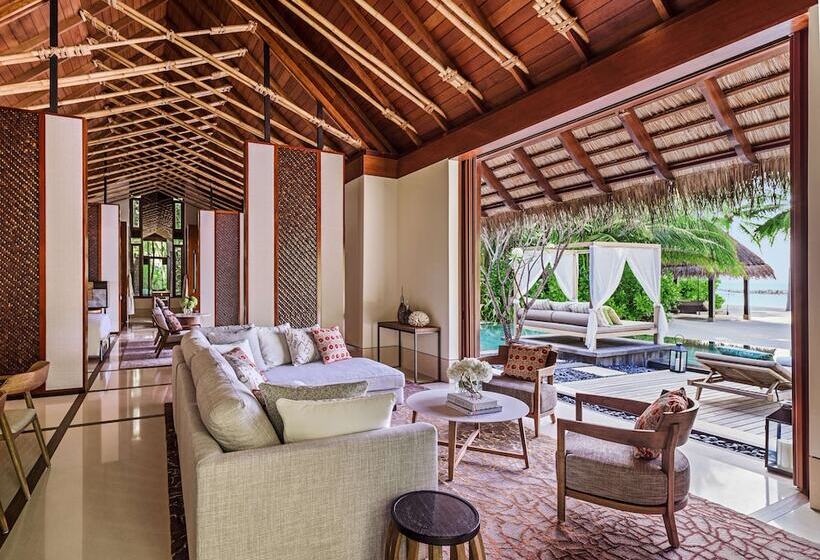 ویلای 2 خوابه, One&only Reethi Rah