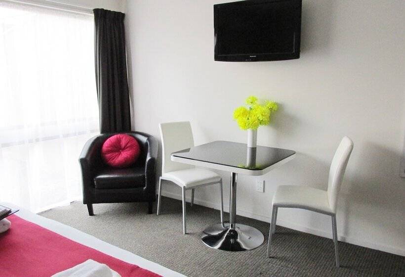 Студио Стандарт Кровать Кинг, 136 On Bealey  Motel