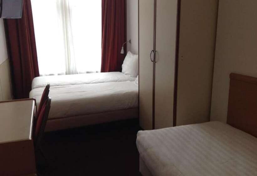 스탠다드 트리플 룸, Aadam Hotel Wilhelmina