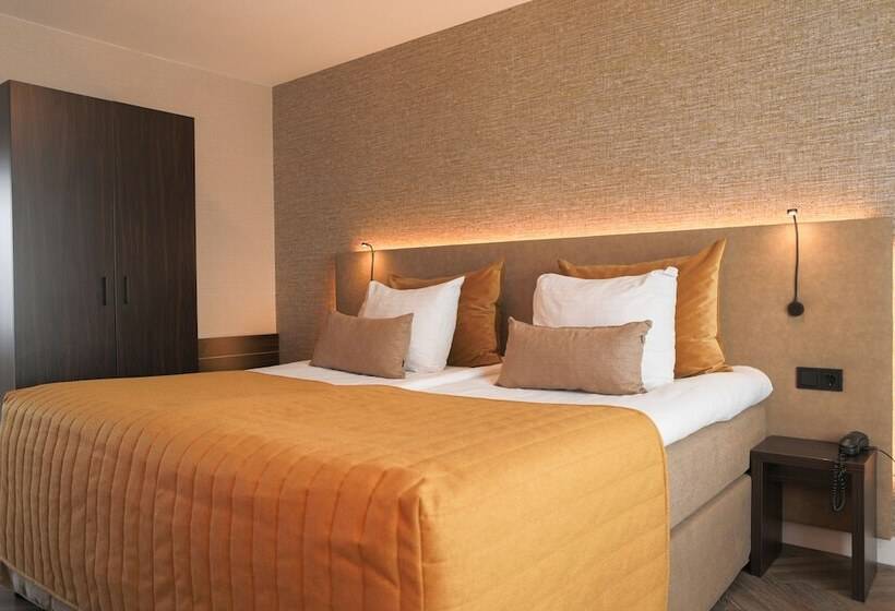 Standard Room, Grand Hotel Beatrix