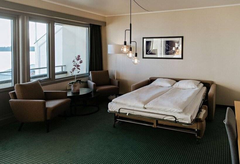 Номер Superior Кровать Кинг, Scandic Alexandra Molde