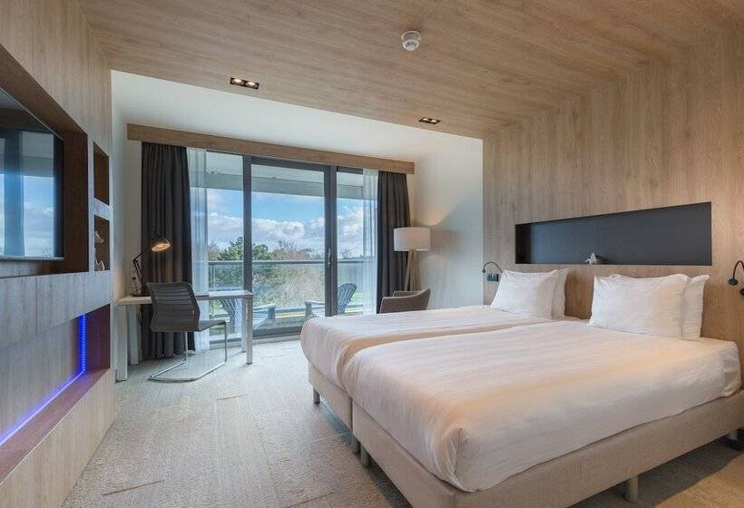Номер Superior, Leonardo Royal Hotel Den Haag Promenade