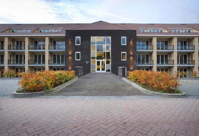 Студия Стандарт, Van Der Valk Hotel Gilze Tilburg