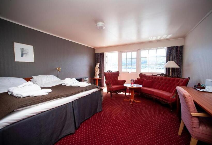 Номер Deluxe Вид на Море, Strand Fjordhotel