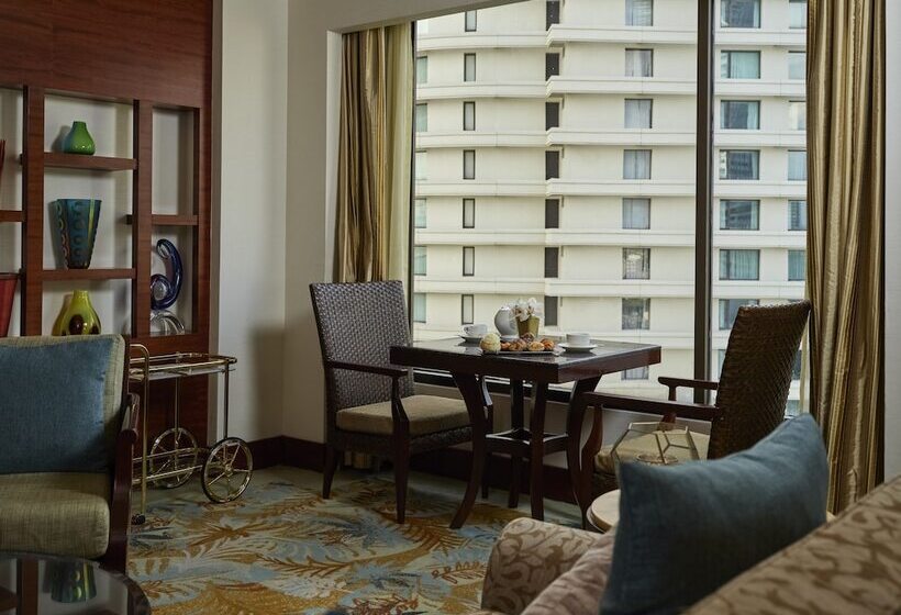 프리미엄 스위트, Edsa Shangrila, Manila