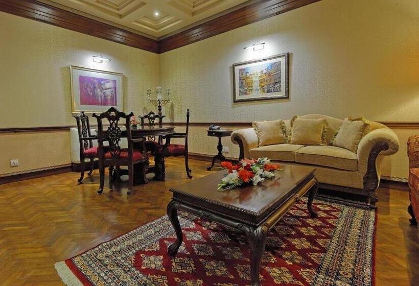 سوییت, Faletti S Hotel Lahore