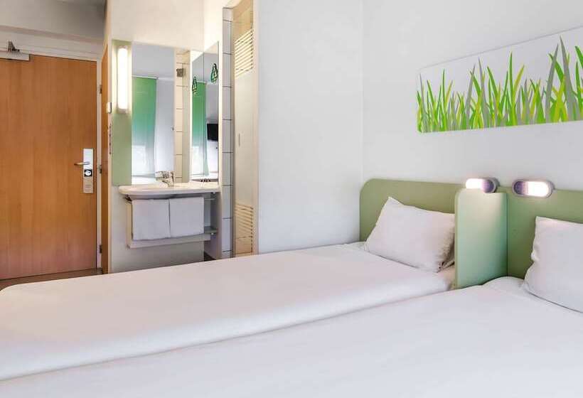 Номер Стандарт, Ibis Budget Warszawa Reduta