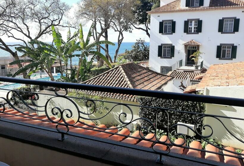 Quarto Superior Vista Mar Lateral, Quinta Da Penha De Franca