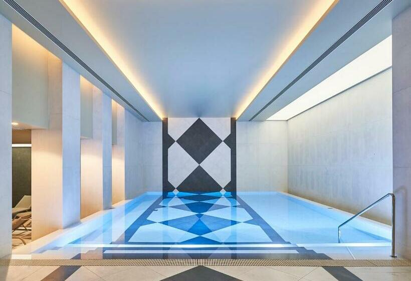 스탠다드 룸 가든 전망, Savoy Palace, The Leading Hotels of The World Savoy Signature