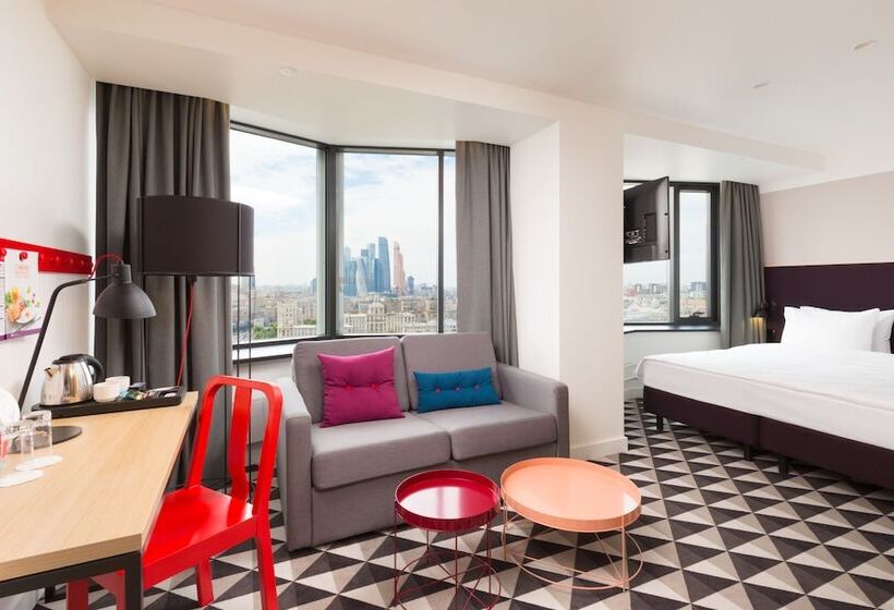 Полулюкс, Azimut Hotel Smolenskaya Moscow