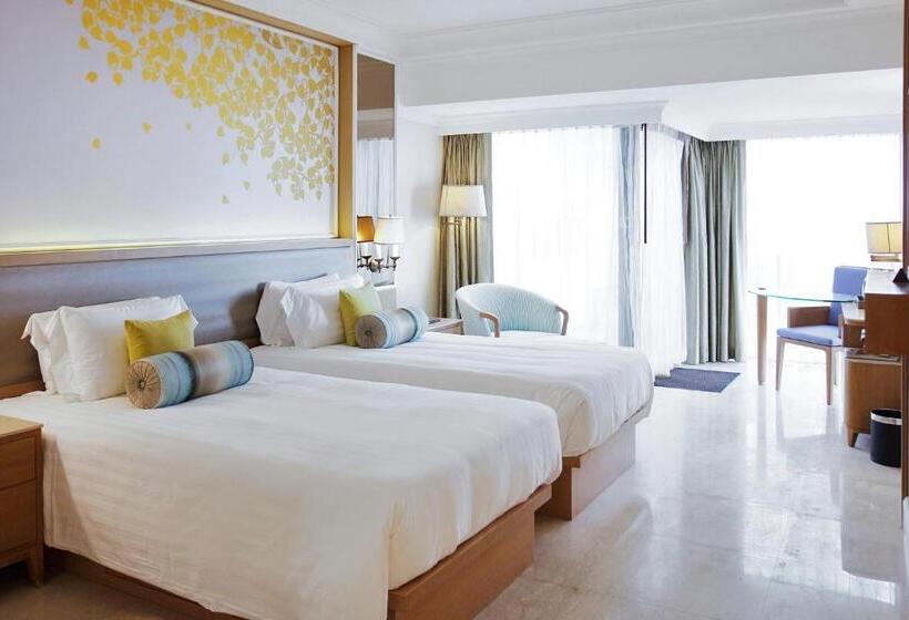 Номер Клуб, Dusit Thani Laguna Phuket