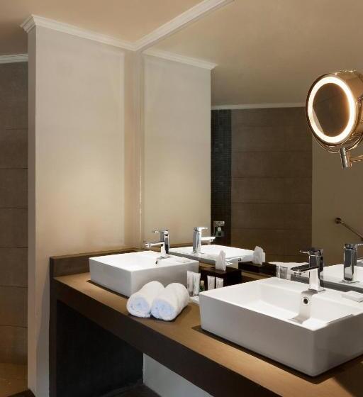 سوئیت اجرایی با چشم‌انداز دریا, Fisherman S  Cove Resort