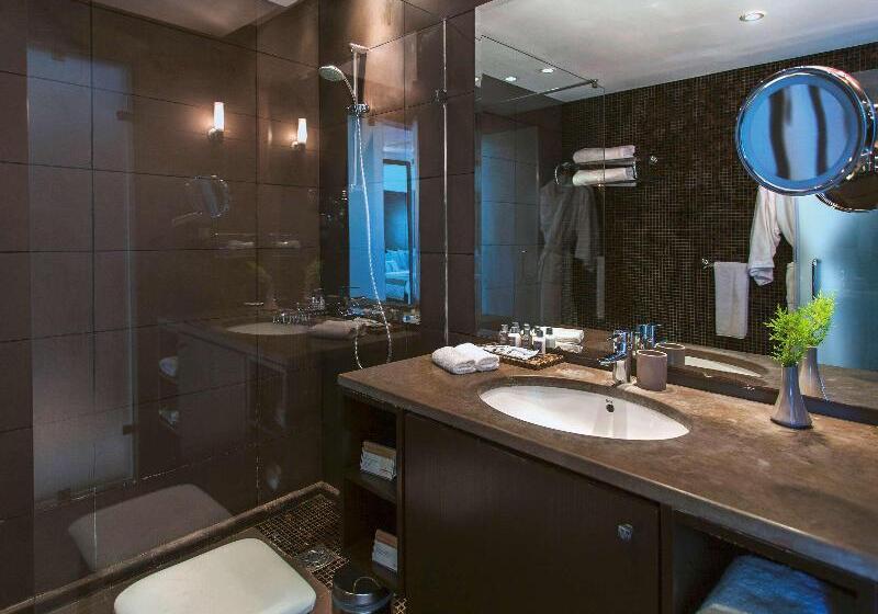 Номер Deluxe Вид на Море, Mövenpick Hotel Gammarth Tunis