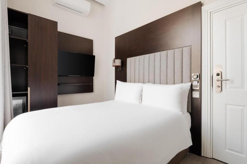 Классический Номер Вид на Море, Mövenpick Hotel Gammarth Tunis