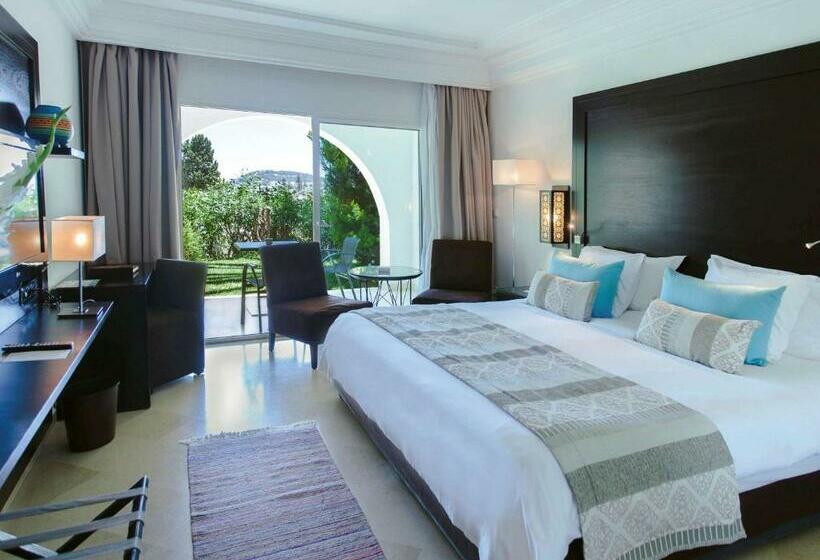 Номер Deluxe Кровать Кинг, Mövenpick Hotel Gammarth Tunis