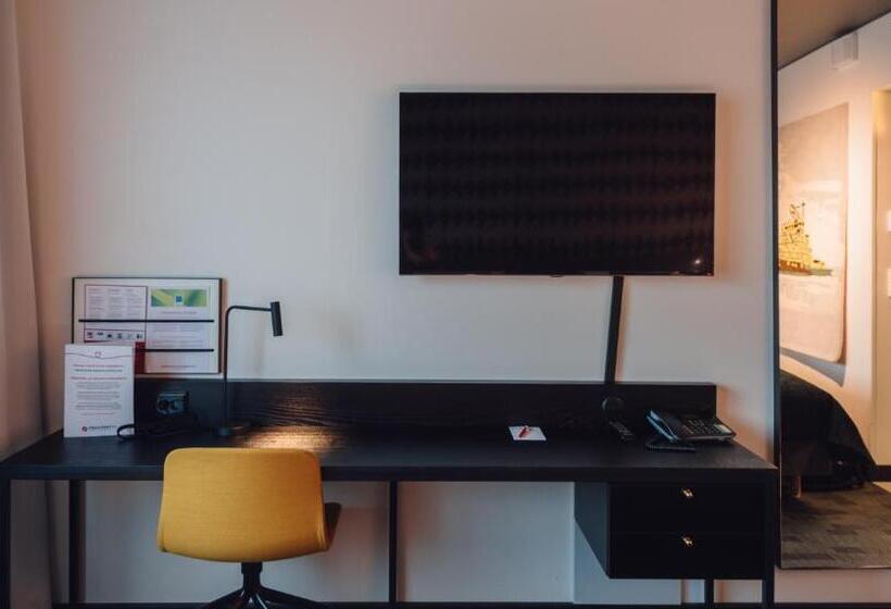 Номер Стандарт Трехместный, Original Sokos Hotel Presidentti Helsinki