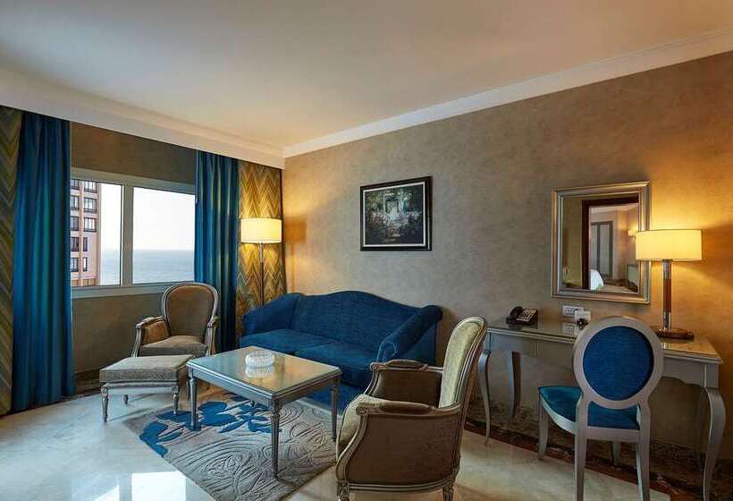 سوئیت با تخت بزرگ, Hilton Alexandria Corniche
