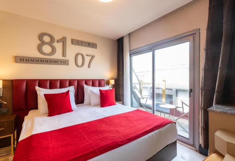 バスタブ付きデラックスルーム, Ramada By Wyndham Istanbul Pera