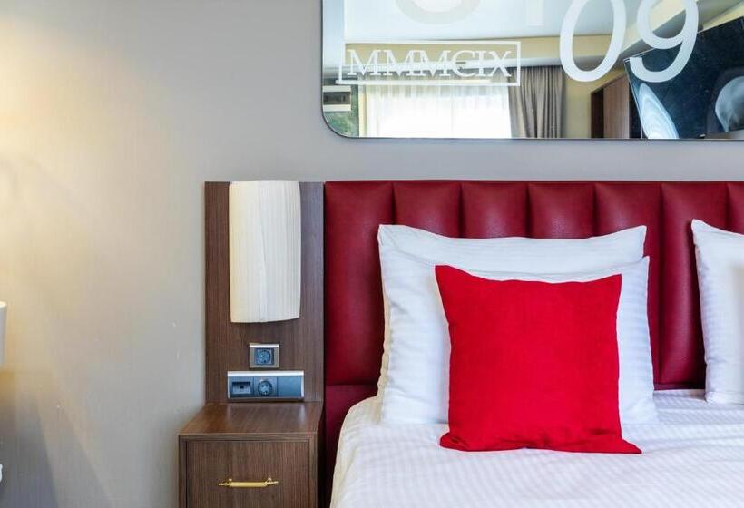 身障者適用スタンダードルーム, Ramada By Wyndham Istanbul Pera