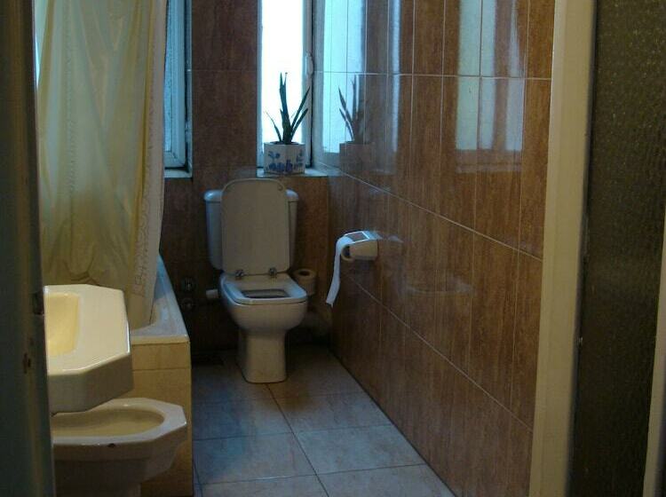 اتاق استاندارد یک نفره, Windsor