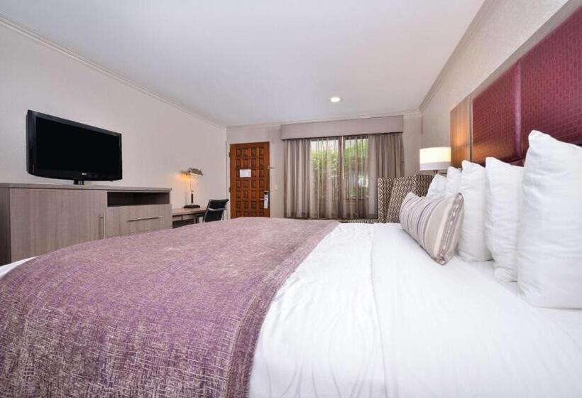 장애인을 위한 킹사이즈 침대 스탠다드 룸, Best Western Inn Santa Cruz