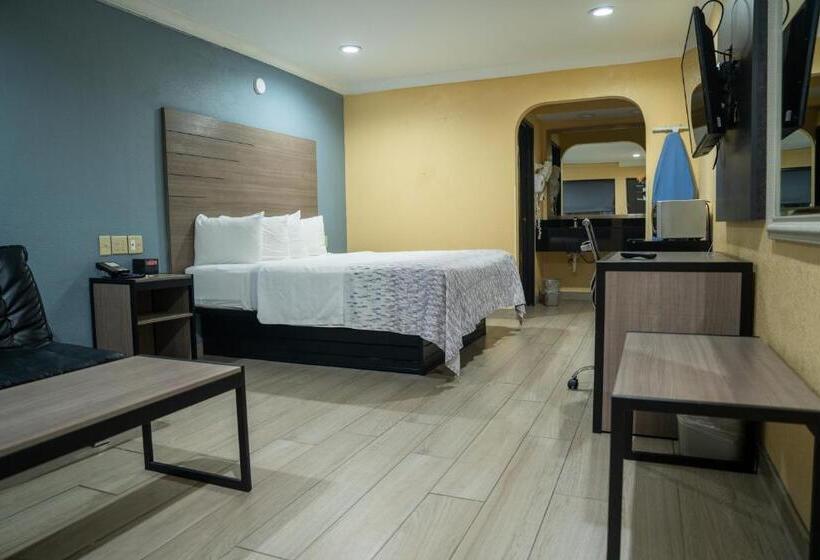 キングサイズベッドのスタンダードルーム, Americas Best Value Inn Fort Myers