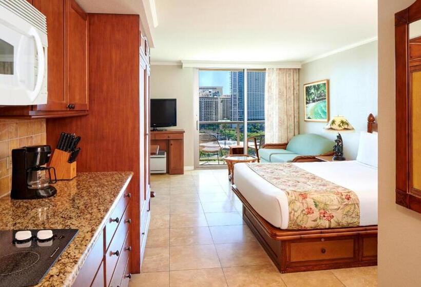 Студия Стандарт, Luana Waikiki Hotel & Suites
