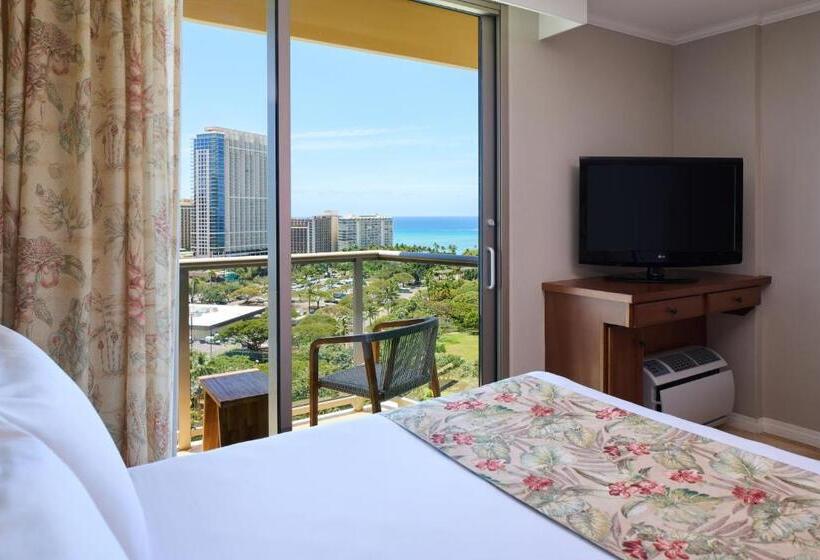 Номер Стандарт Боковой Вид на Море, Luana Waikiki Hotel & Suites