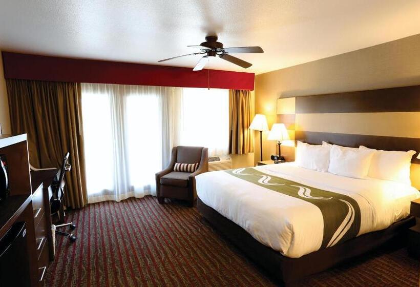 Номер Стандарт с Балконом, Quality Inn Near Rocky Mountain National Park